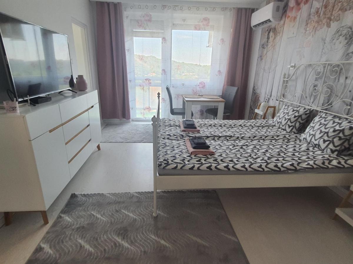 Hegyalja Apartman Miskolc Eksteriør billede
