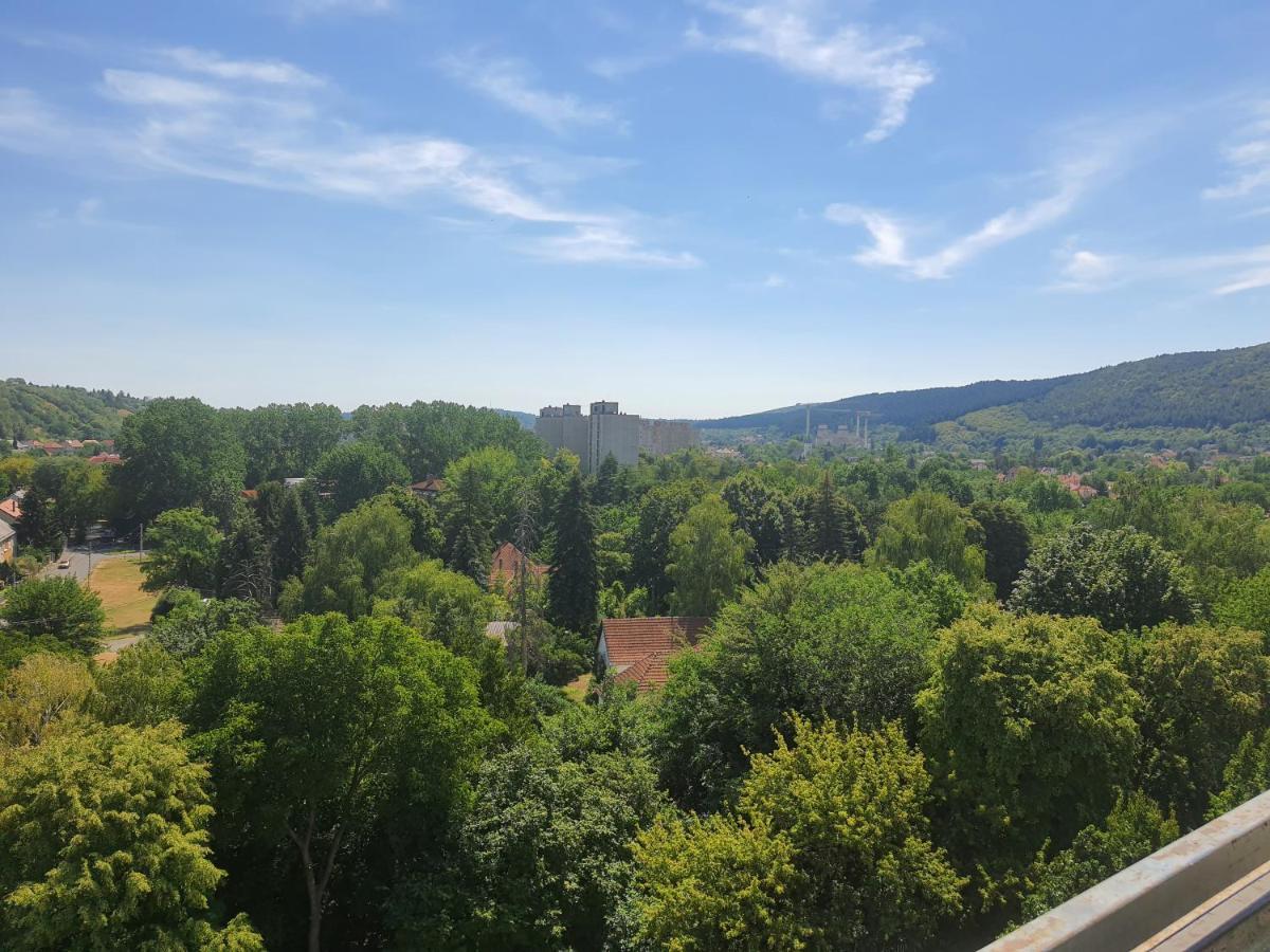 Hegyalja Apartman Miskolc Eksteriør billede